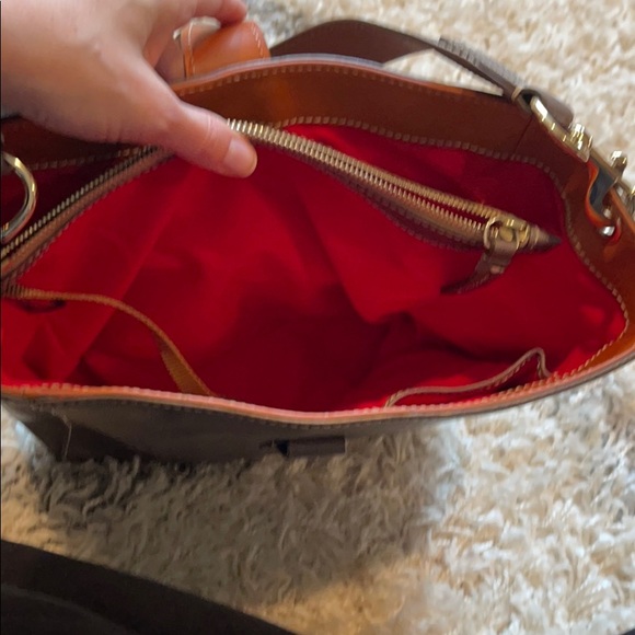 Dooney & Bourke leather purse - Picture 5 of 8